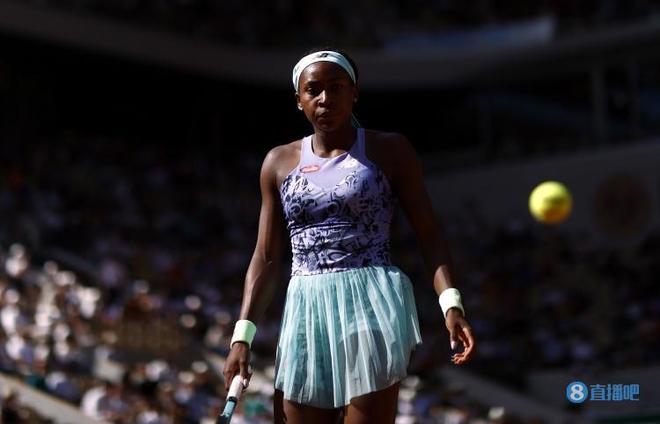 情况下依然 情况下依然