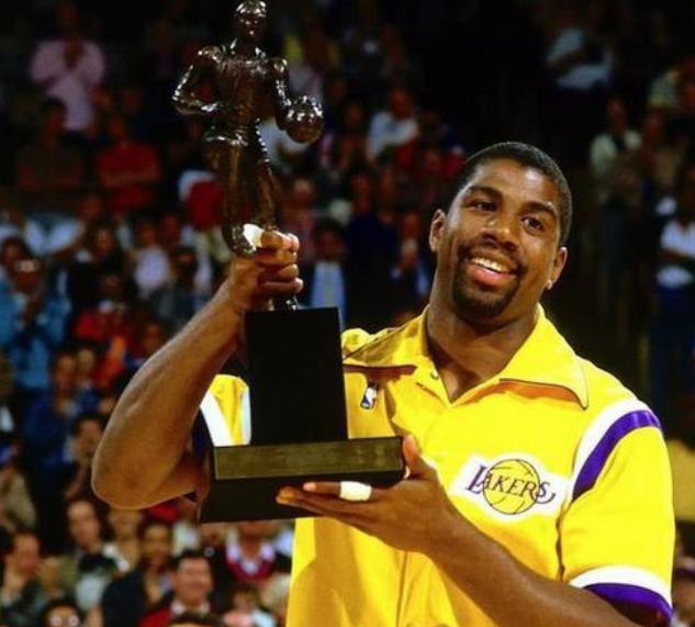 并在关键时 并在关键时